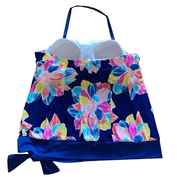 Bal Harbour Floral Halter Tankini Swim Top - Picture 2 of 5